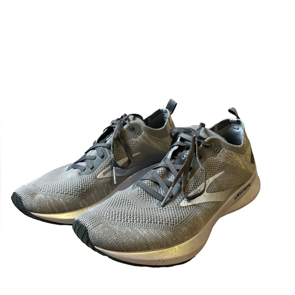 Brooks Levitate 4: Lavender and Grey Women’s Running Shoes in 9.5